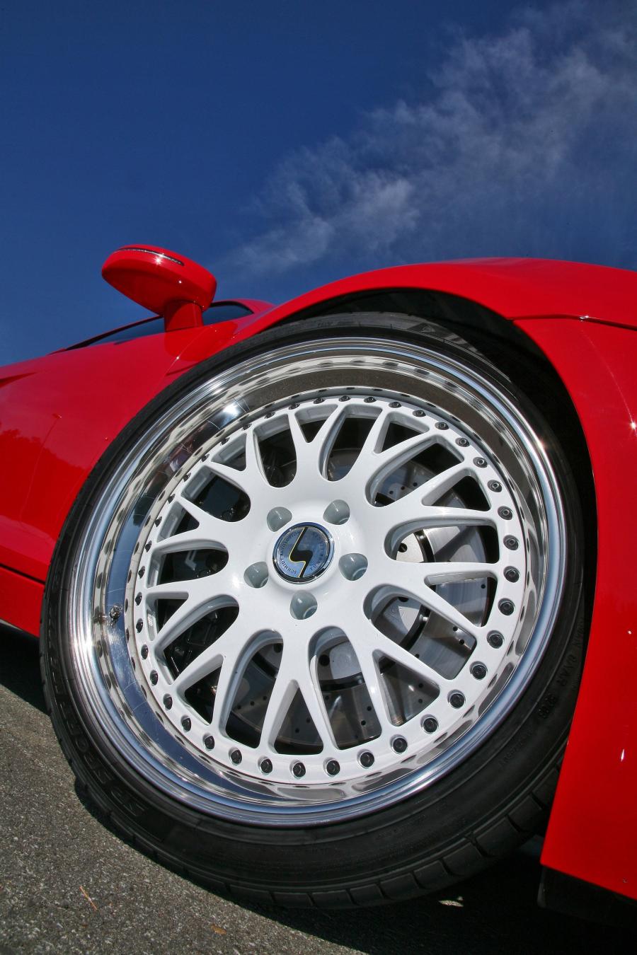Колеса Audi R8 by MFK Autosport 2009 года  (фото 11 из 12)